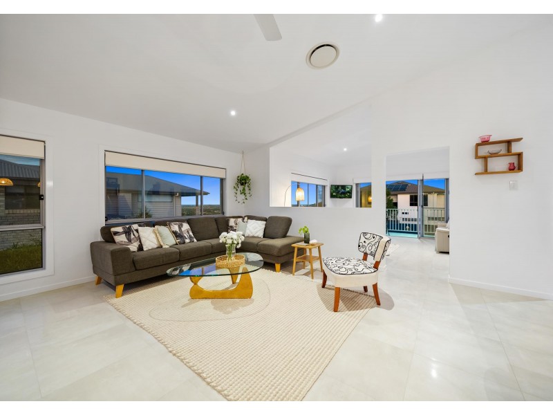 71 Cordyline Drive, Reedy Creek QLD 4227