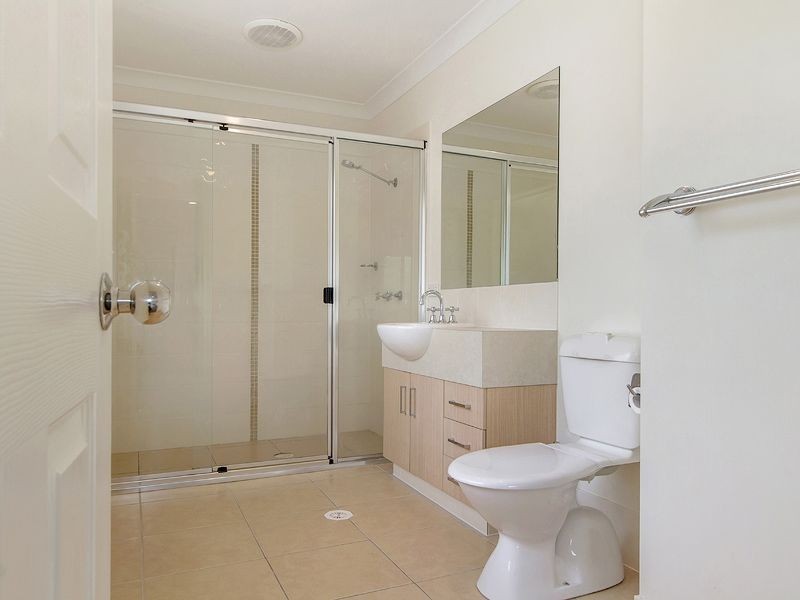 9 Worchester Terrace, Reedy Creek QLD 4227