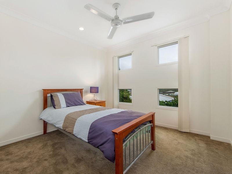 9 Worchester Terrace, Reedy Creek QLD 4227