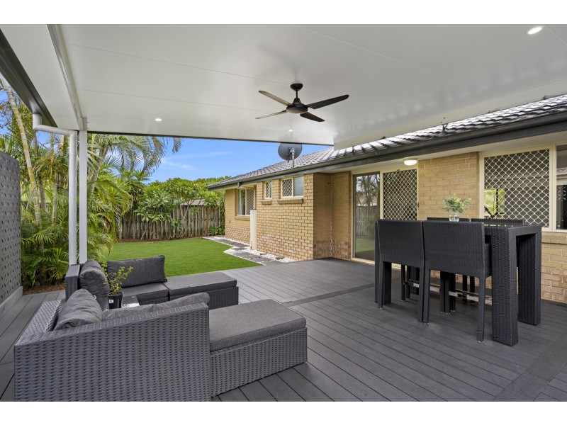 1/6 Dauphin Crescent, Merrimac QLD 4226