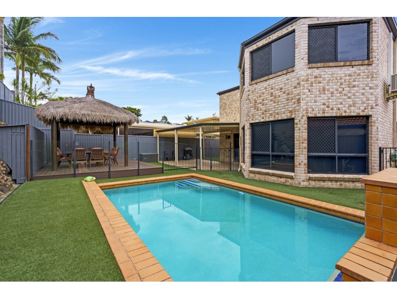 4 Tiarnna Close, Burleigh Heads QLD 4220