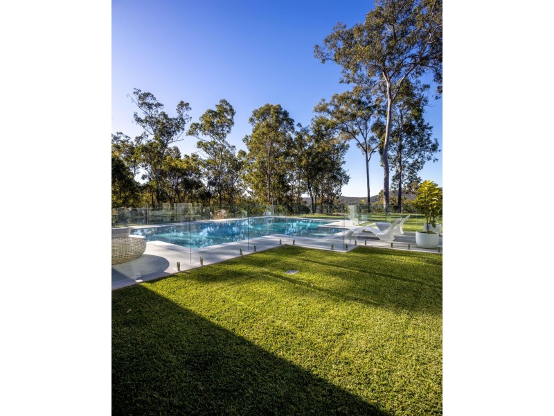 71 Nathanvale Drive, Mount Nathan QLD 4211