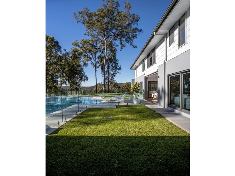 71 Nathanvale Drive, Mount Nathan QLD 4211