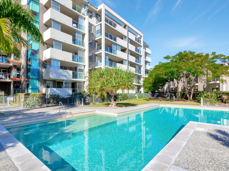 1103/12-14 Executive Drive, Burleigh Waters QLD 4220