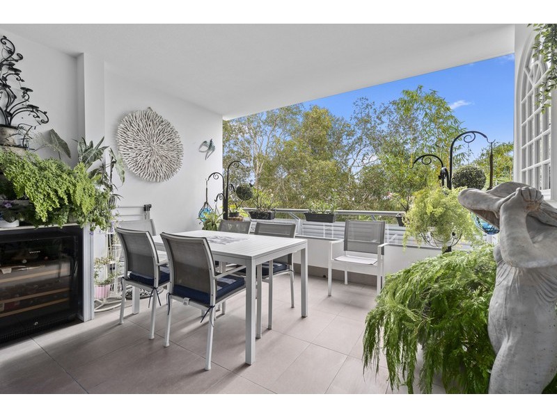 17i/20 Bayview Street, Runaway Bay QLD 4216