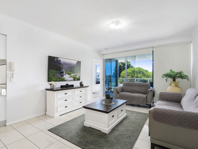 103/11 Compass Drive, Biggera Waters QLD 4216
