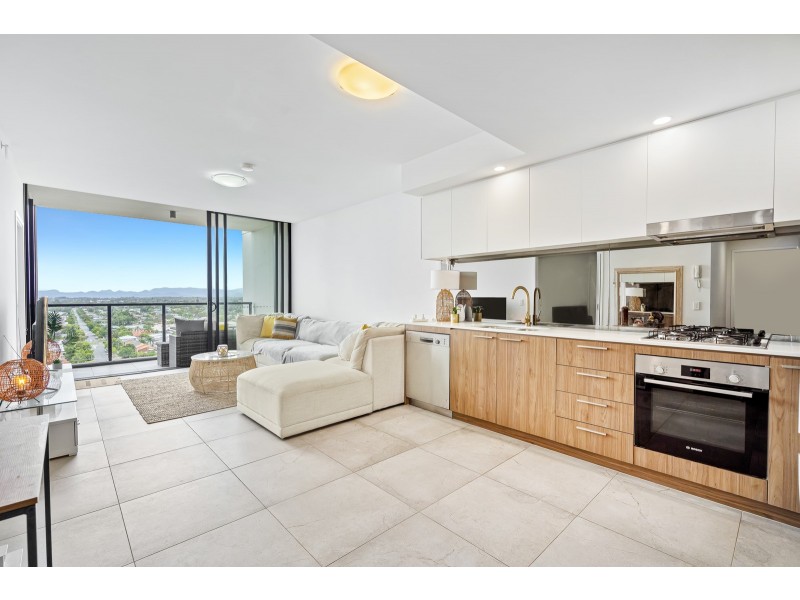 1405/372 Marine Parade, Labrador QLD 4215