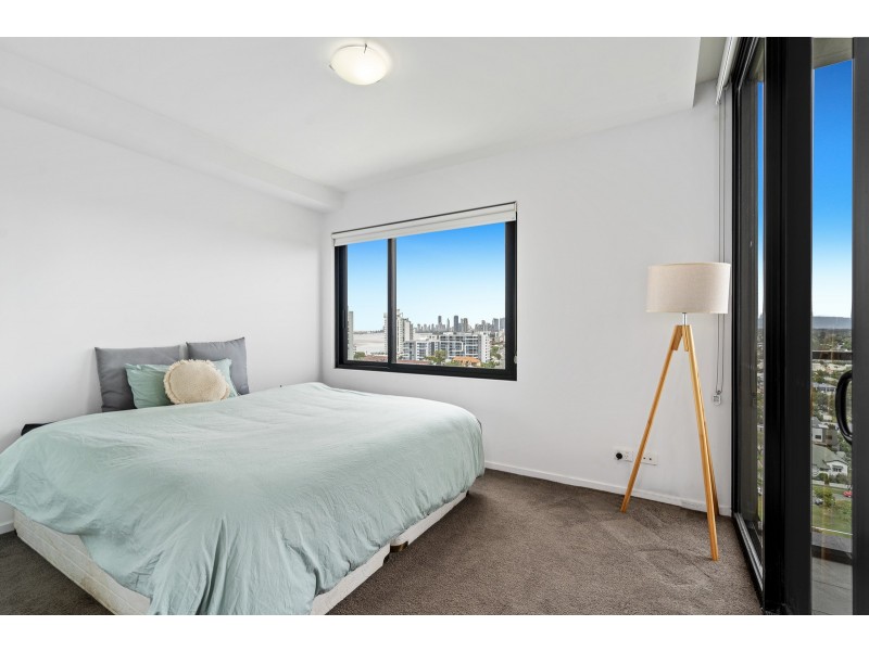 1405/372 Marine Parade, Labrador QLD 4215