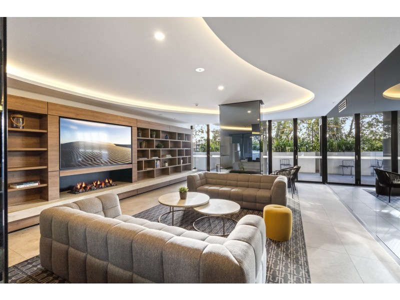 1405/372 Marine Parade, Labrador QLD 4215