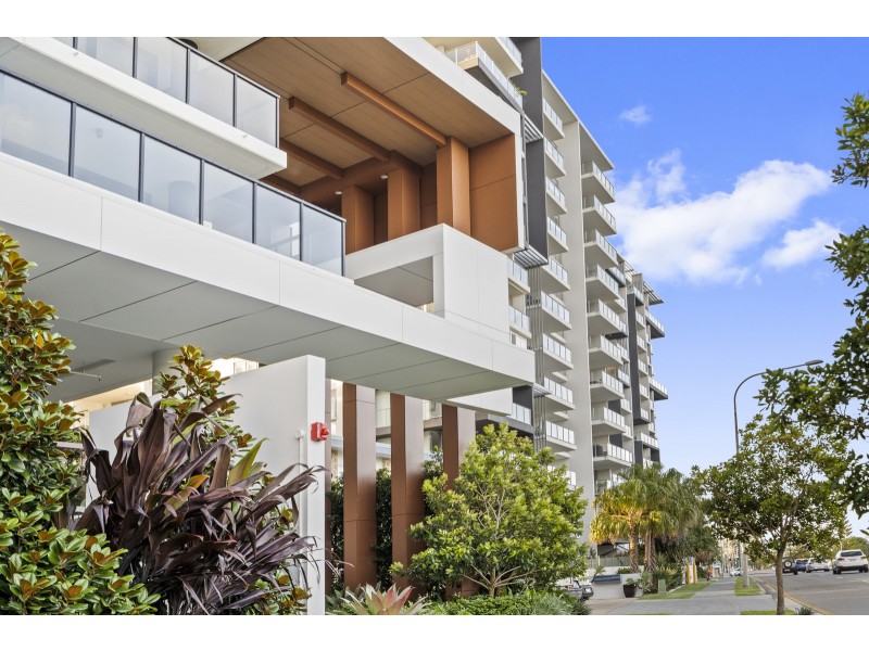 1405/372 Marine Parade, Labrador QLD 4215