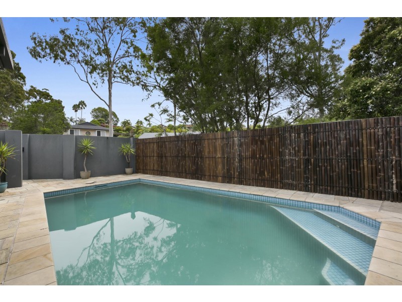 9 Chatswood Court, Robina QLD 4226