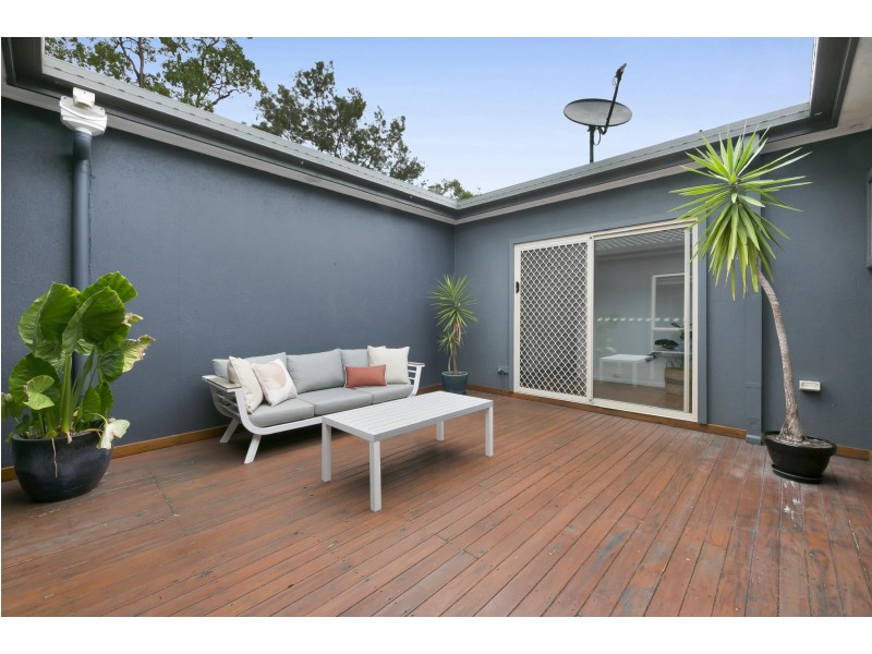 9 Chatswood Court, Robina QLD 4226