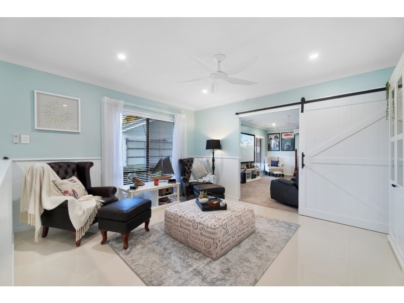 24 Jackaroo Crescent, Gilston QLD 4211