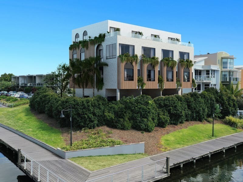 19 Watts Drive, Varsity Lakes QLD 4227