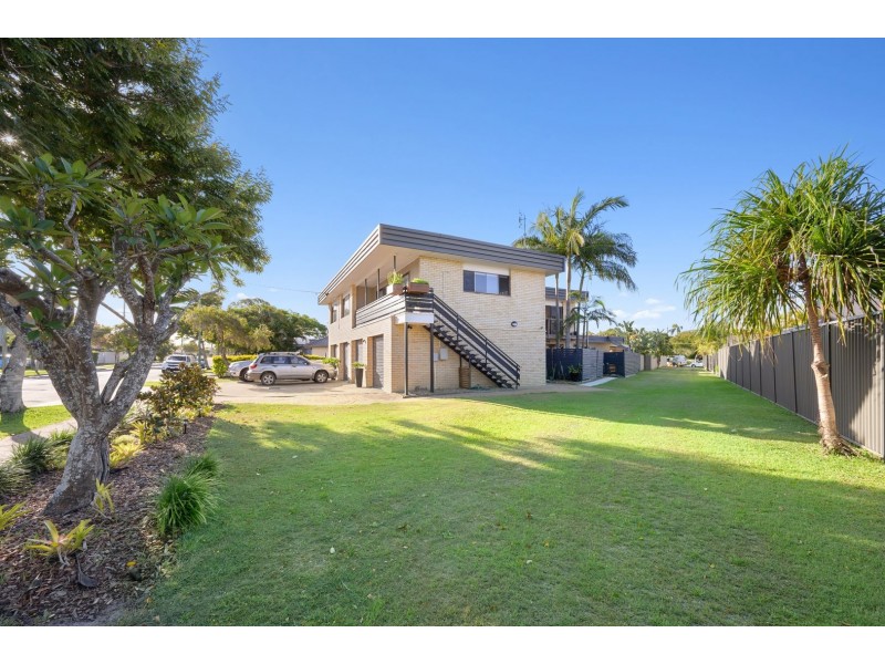 4/59 Errol Avenue, Paradise Point QLD 4216