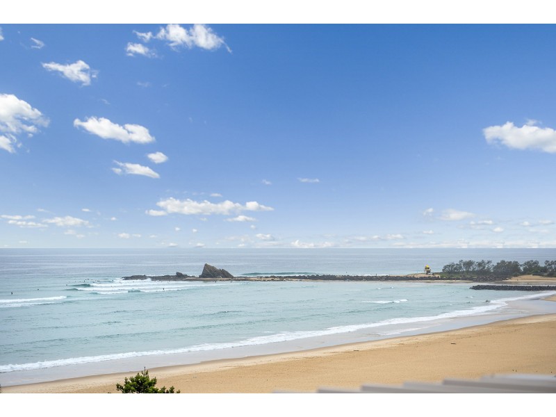 109/10 Third Avenue, Palm Beach QLD 4221