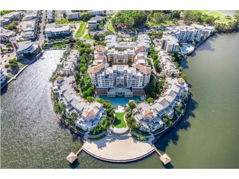 89/251 Varsity Parade, Varsity Lakes QLD 4227