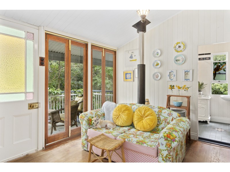 8 Koombahla Drive, Tallebudgera QLD 4228