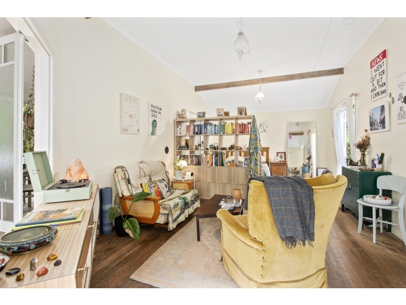 8 Koombahla Drive, Tallebudgera QLD 4228