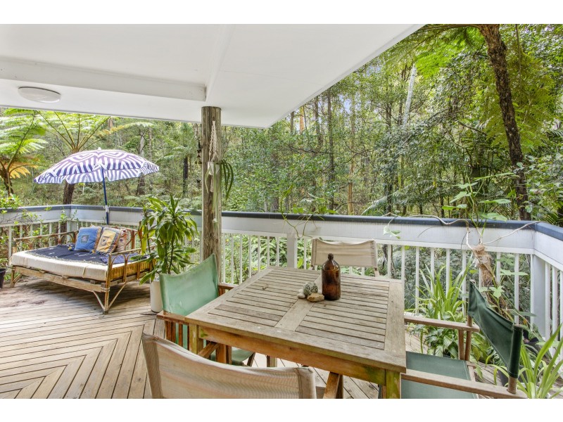 8 Koombahla Drive, Tallebudgera QLD 4228