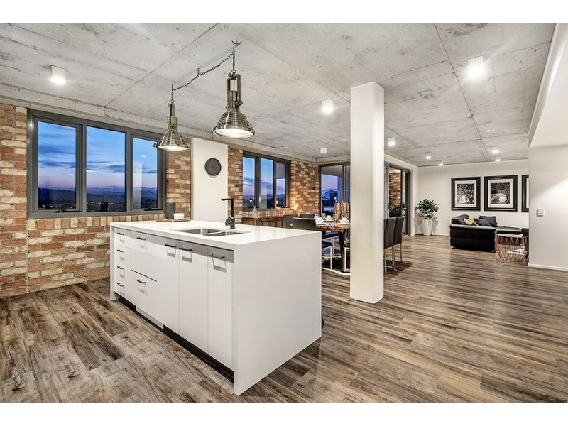 601/190 Varsity Parade, Varsity Lakes QLD 4227