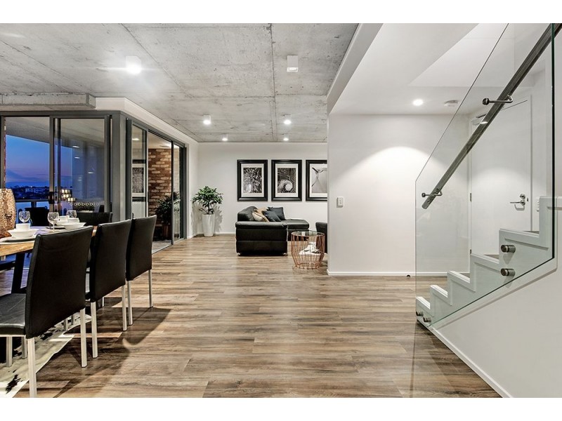 601/190 Varsity Parade, Varsity Lakes QLD 4227