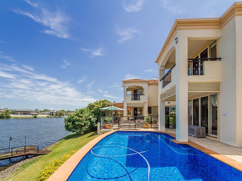 25 Kirralee Drive, Robina QLD 4226