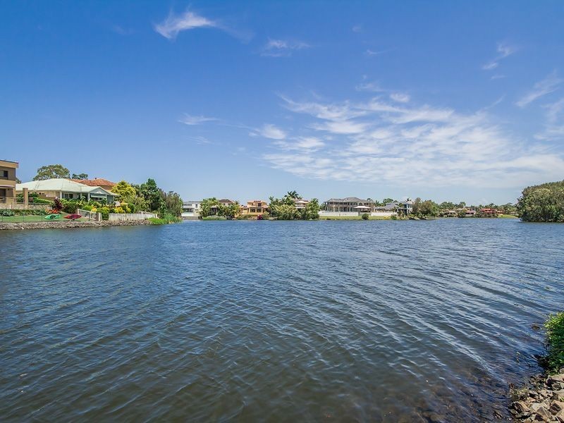 25 Kirralee Drive, Robina QLD 4226