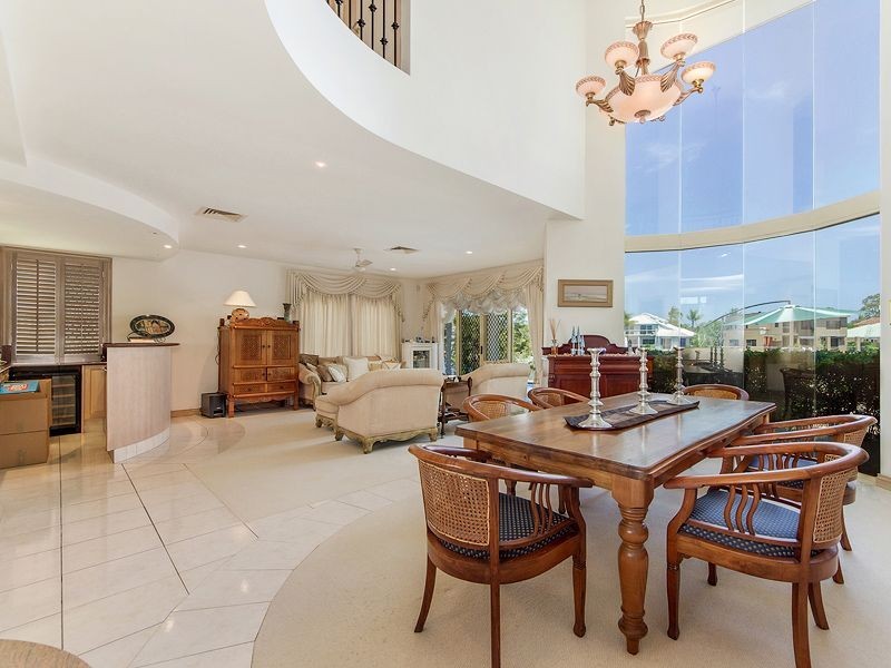 25 Kirralee Drive, Robina QLD 4226