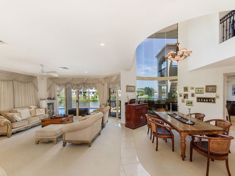 25 Kirralee Drive, Robina QLD 4226