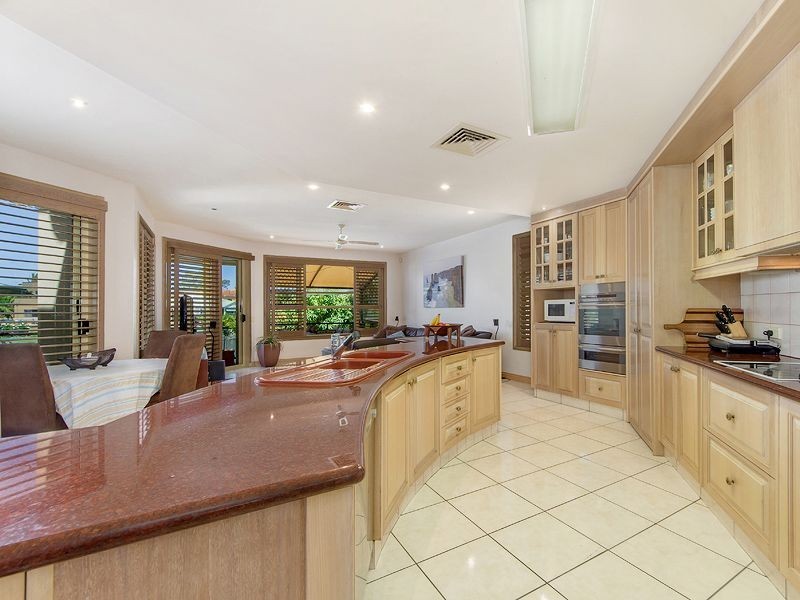 25 Kirralee Drive, Robina QLD 4226