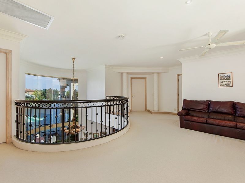 25 Kirralee Drive, Robina QLD 4226