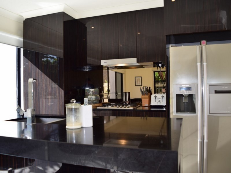 15 Peninsula Drive, Robina QLD 4226