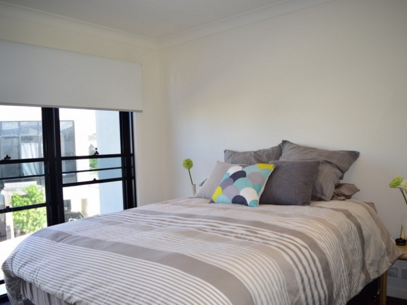 15 Peninsula Drive, Robina QLD 4226