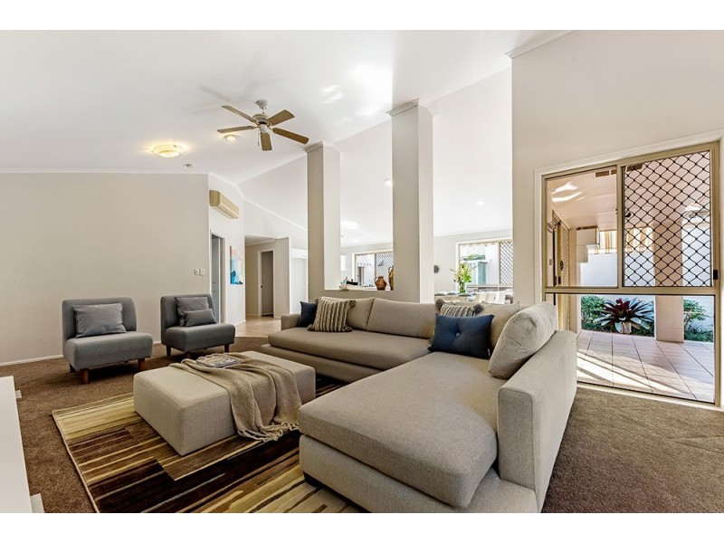 16 Novar Court, Robina QLD 4226