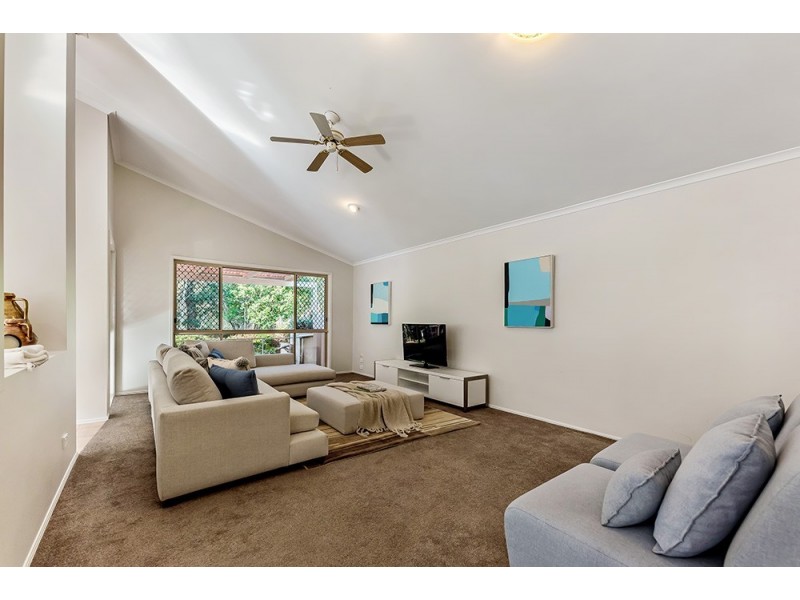 16 Novar Court, Robina QLD 4226