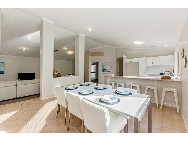 16 Novar Court, Robina QLD 4226