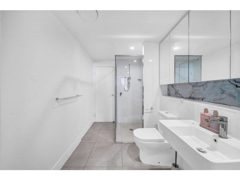 1005/139 Scarborough Street, Southport QLD 4215