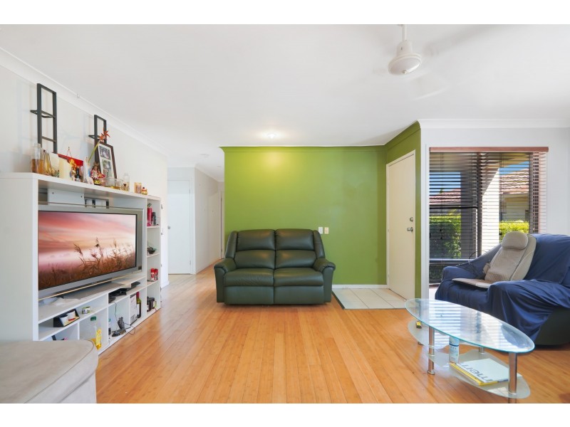 3/24 Amsonia Court, Arundel QLD 4214