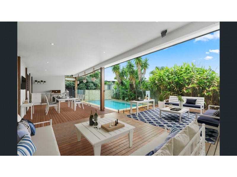 79 Albion Avenue, Miami QLD 4220