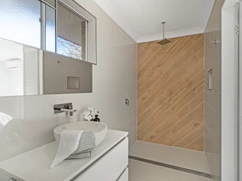 59 Skyline Terrace, Burleigh Heads QLD 4220