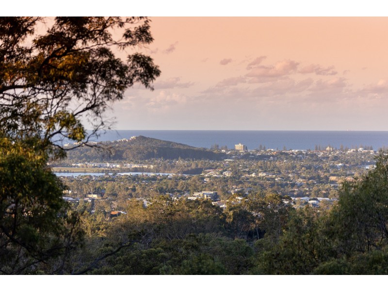 22 Bluebird Lane, Reedy Creek QLD 4227