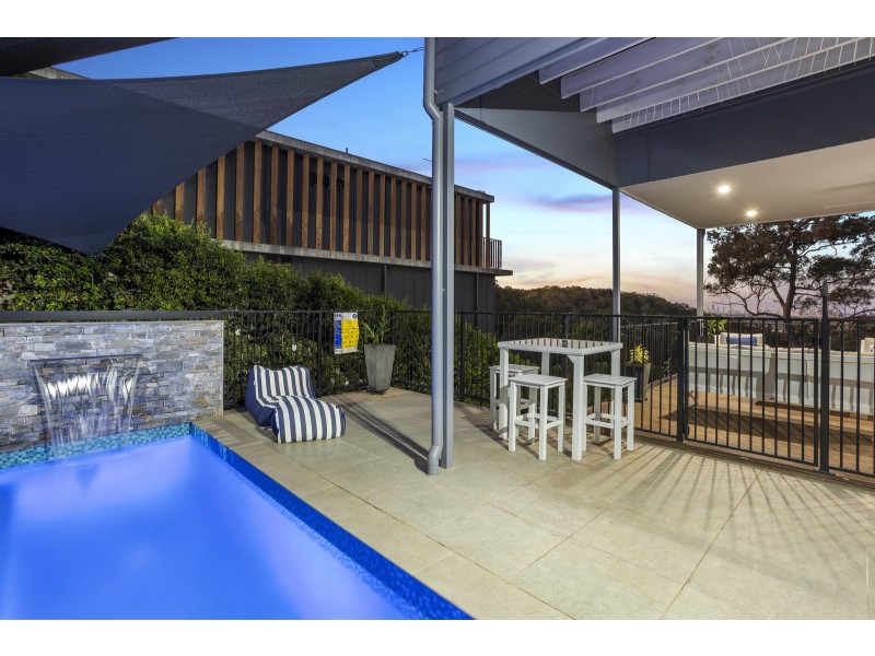 22 Bluebird Lane, Reedy Creek QLD 4227