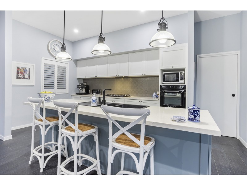 22 Bluebird Lane, Reedy Creek QLD 4227