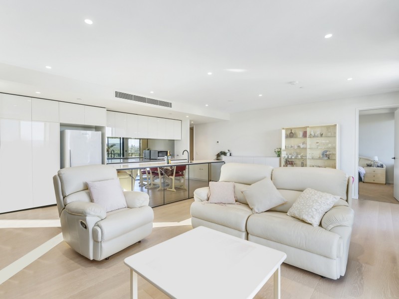 21009/1328 Gold Coast Highway, Palm Beach QLD 4221