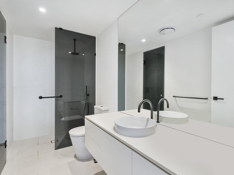 21009/1328 Gold Coast Highway, Palm Beach QLD 4221