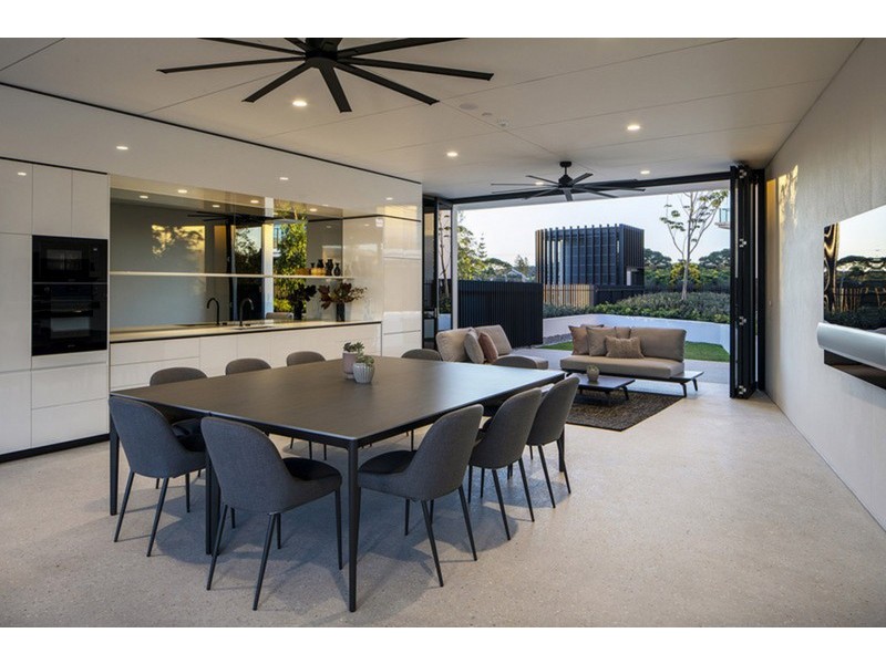 21009/1328 Gold Coast Highway, Palm Beach QLD 4221