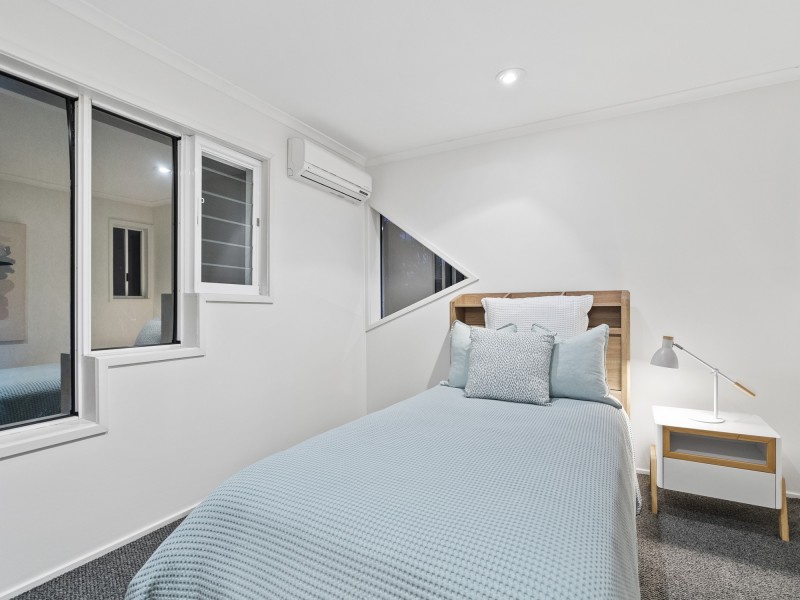 24A Dulcie Drive, Burleigh Heads QLD 4220