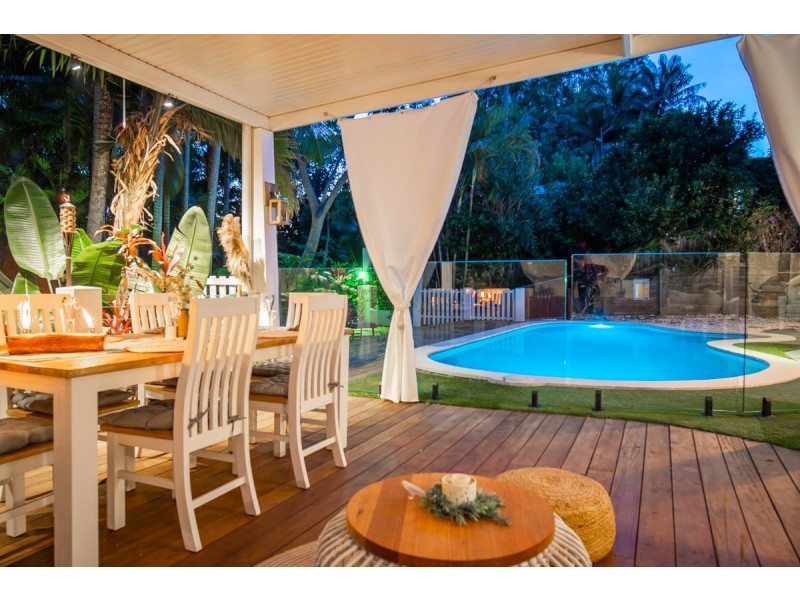 82 Tierney Drive, Currumbin Waters QLD 4223
