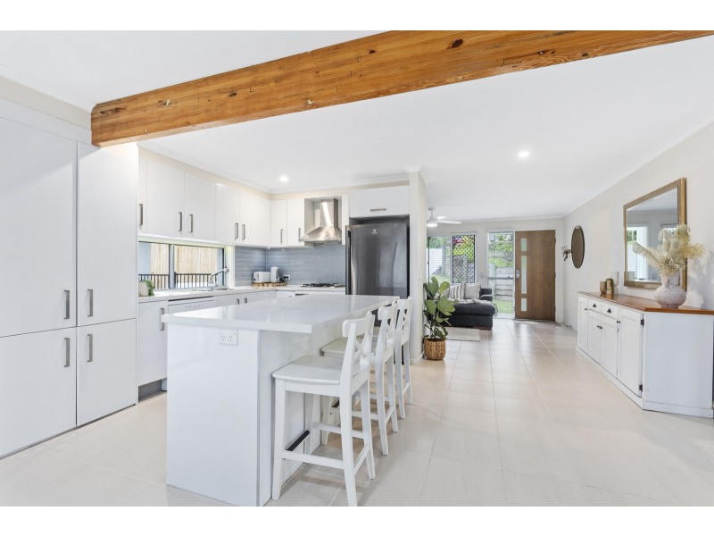 33 San Mateo Boulevard, Ashmore QLD 4214